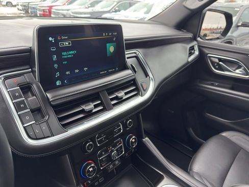 Certified 2023 Chevrolet Suburban Z71 w/ Luxury Package image 20