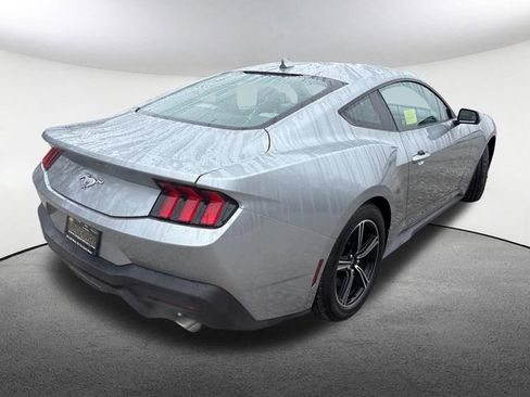 Used 2025 Ford Mustang Coupe RWD image 13