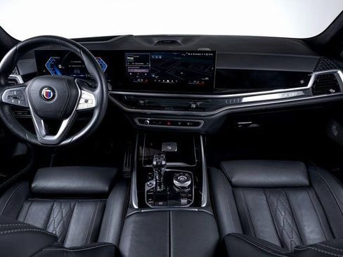 Used 2025 BMW ALPINA XB7 image 41