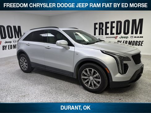 Used 2019 Cadillac XT4 Sport AWD/4WD image 3