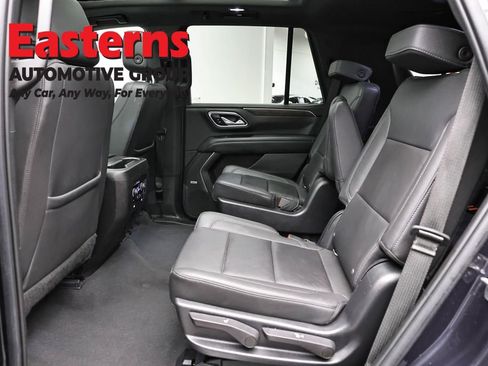 Used 2022 Chevrolet Tahoe LT w/ Luxury Package AWD/4WD image 24