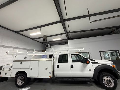 Used 2016 Ford F550 XL image 4