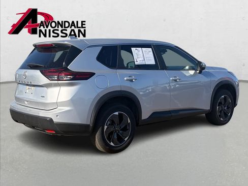 Certified 2025 Nissan Rogue SV image 7
