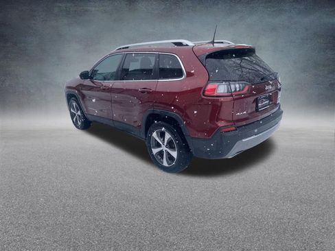 Used 2019 Jeep Cherokee Limited image 3