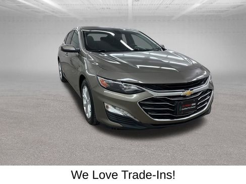 Used 2020 Chevrolet Malibu LT image 3