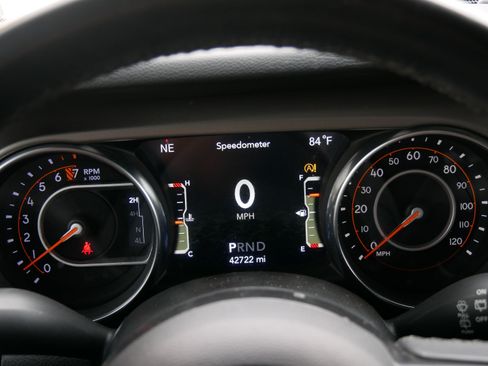 Used 2021 Jeep Wrangler Unlimited Sport AWD/4WD image 17