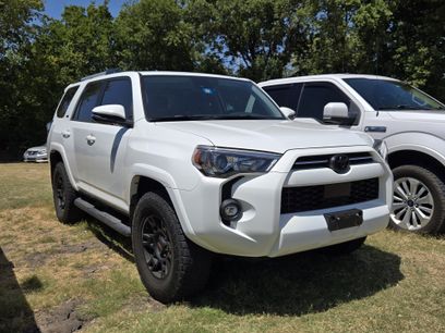 Used 2023 Toyota 4Runner SR5 Premium w/ Moonroof Package