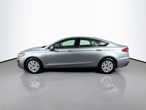 Used 2020 Ford Fusion S FWD image 2
