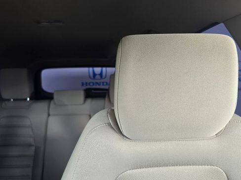 Used 2021 Honda CR-V LX image 19
