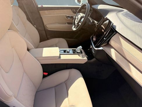 New 2026 Volvo XC90 T8 Plus image 27