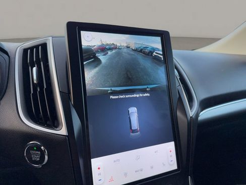 Used 2024 Ford Edge SEL w/ Sport Appearance Package image 20