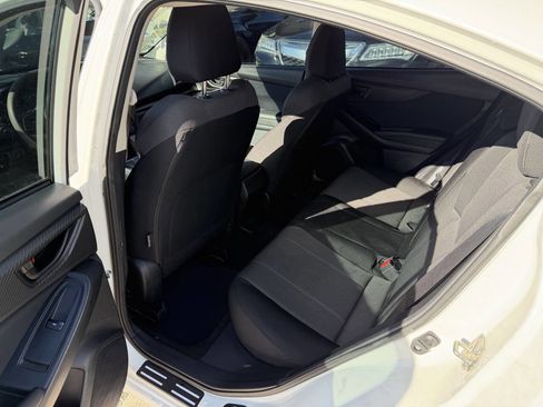 Used 2019 Subaru Impreza 2.0i Premium image 31