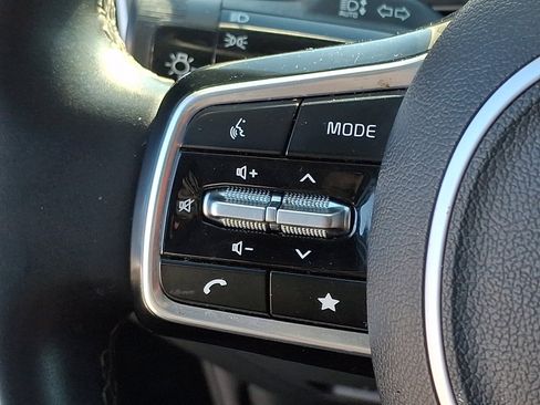 Certified 2024 Kia Sorento S image 22