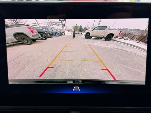 Certified 2024 Chevrolet Trax LT w/ Driver Confidence Package image 7