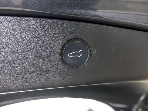 Used 2022 Tesla Model 3 Long Range image 36