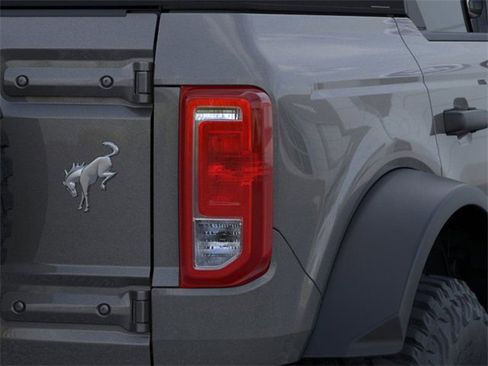 New 2025 Ford Bronco 4-Door w/ Sasquatch Package image 23