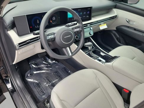 New 2026 Hyundai Tucson SEL image 18