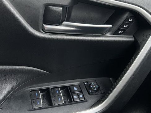 Certified 2022 Toyota RAV4 XLE Premium image 21