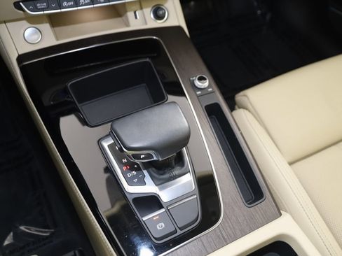 Used 2023 Audi Q5 2.0T Prestige image 29