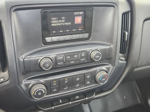 Used 2015 GMC Sierra 1500 4x4 Regular Cab w/ Sierra Convenience Package image 7