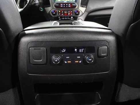 Used 2016 GMC Yukon SLT AWD/4WD image 33