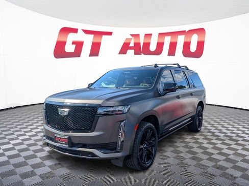Used 2022 Cadillac Escalade ESV Sport w/ Touring Package AWD/4WD image 2