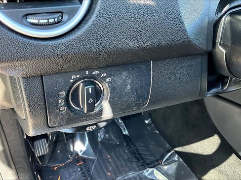 Used 2010 Mercedes-Benz ML 350 4MATIC image 38