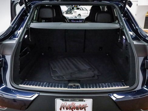 Used 2024 Porsche Cayenne Turbo GT image 29