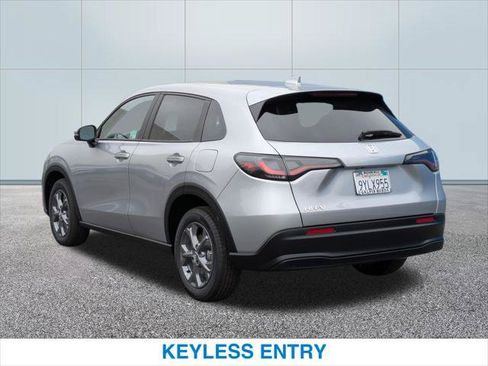 Certified 2026 Honda HR-V LX image 9