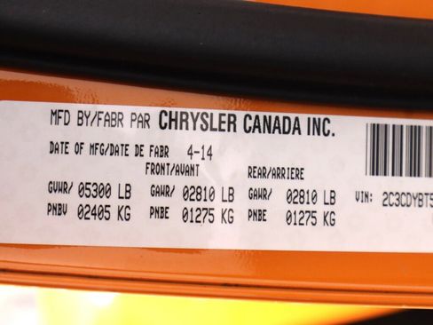 Used 2014 Dodge Challenger R/T w/ Premium Sound Group image 41