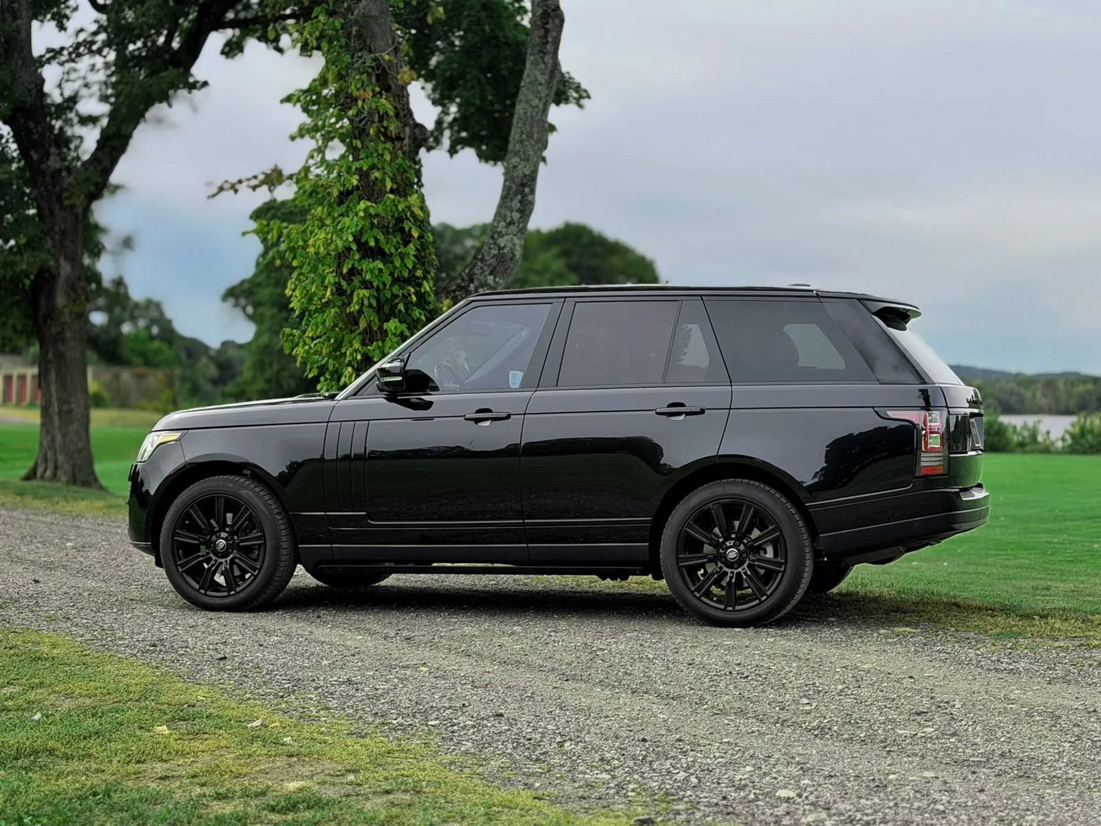 Used 2015 Land Rover Range Rover HSE AWD/4WD image 45