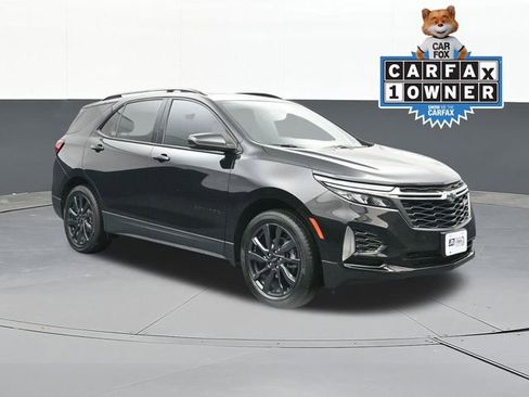 Used 2023 Chevrolet Equinox RS image 1