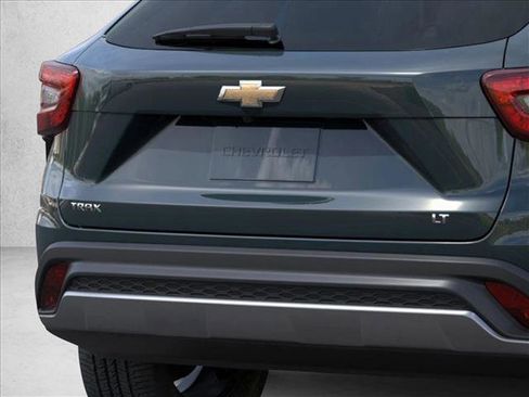 New 2026 Chevrolet Trax LT image 14