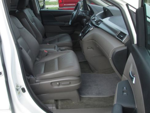 Used 2017 Honda Odyssey EX-L image 14