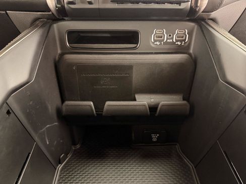 Used 2020 RAM 2500 Limited AWD/4WD image 36