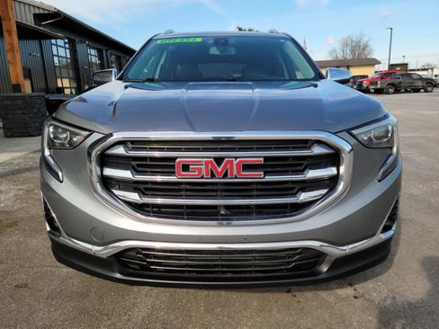 Used 2018 GMC Terrain SLT image 2