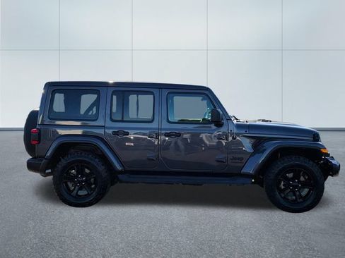 Used 2021 Jeep Wrangler Unlimited Sahara AWD/4WD image 7