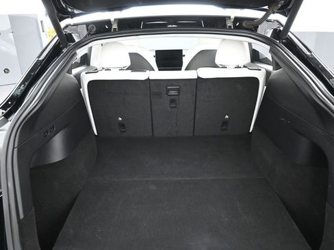 Used 2022 Tesla Model Y Performance AWD/4WD image 28