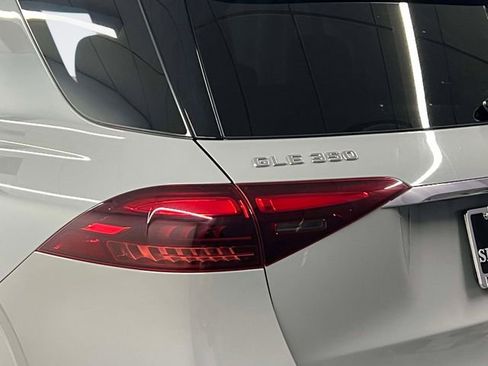 Used 2024 Mercedes-Benz GLE 350 4MATIC image 9