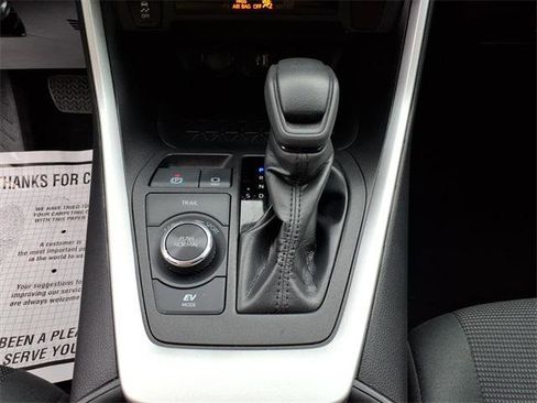 Certified 2024 Toyota RAV4 LE image 10