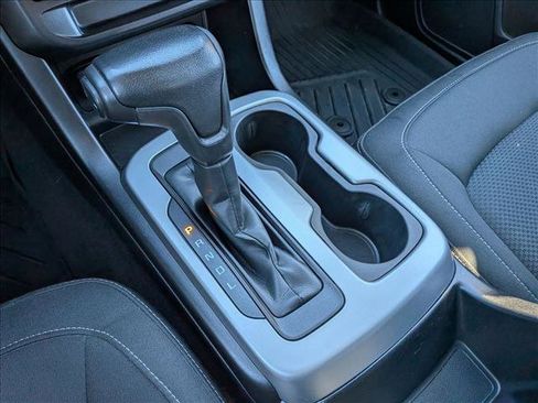 Used 2021 Chevrolet Colorado LT w/ LT Convenience Package image 15