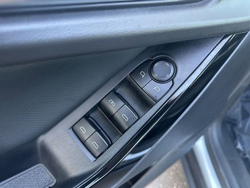 Certified 2025 Chevrolet Equinox LT image 22