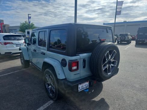 Used 2024 Jeep Wrangler Unlimited AWD/4WD image 6
