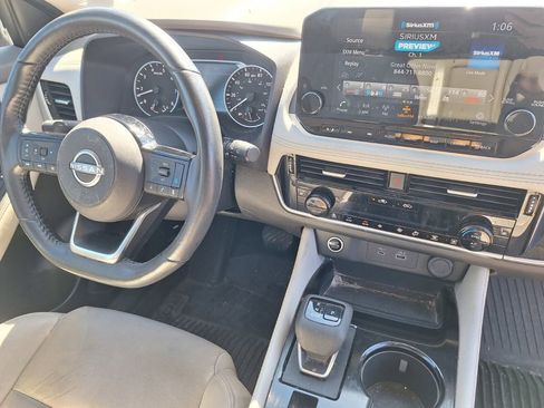 Certified 2023 Nissan Rogue SL w/ SL Premium Package image 30