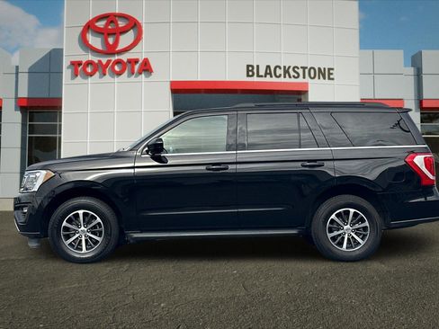 Used 2021 Ford Expedition XLT AWD/4WD image 6