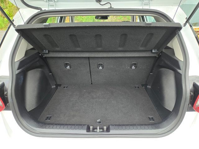 Used 2025 Hyundai Venue SEL FWD image 17