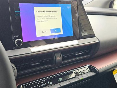 New 2026 Toyota Prius Plug-In Hybrid image 11