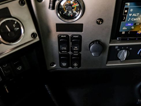 Used 2006 HUMMER H1 4-Door Wagon image 89