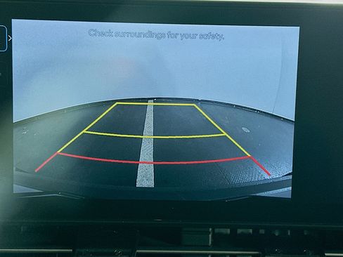 Used 2025 Hyundai Kona SEL image 23