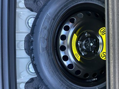 New 2026 Kia Sportage EX image 13